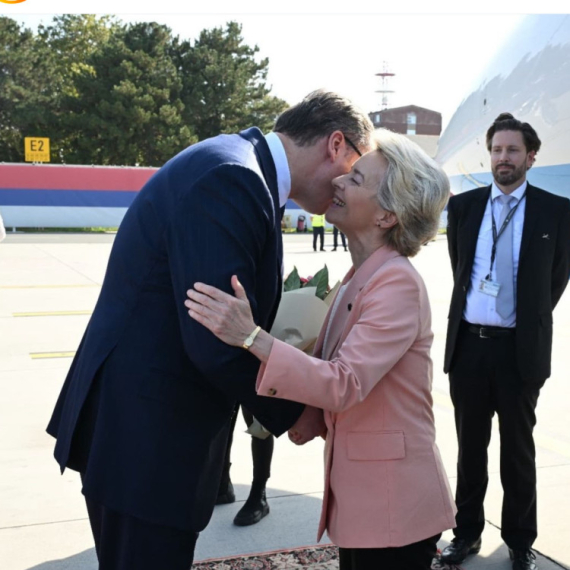 Ursula von der Leyen arrived in Serbia, welcomed by Vučić: "Feel at home in Serbia" PHOTO