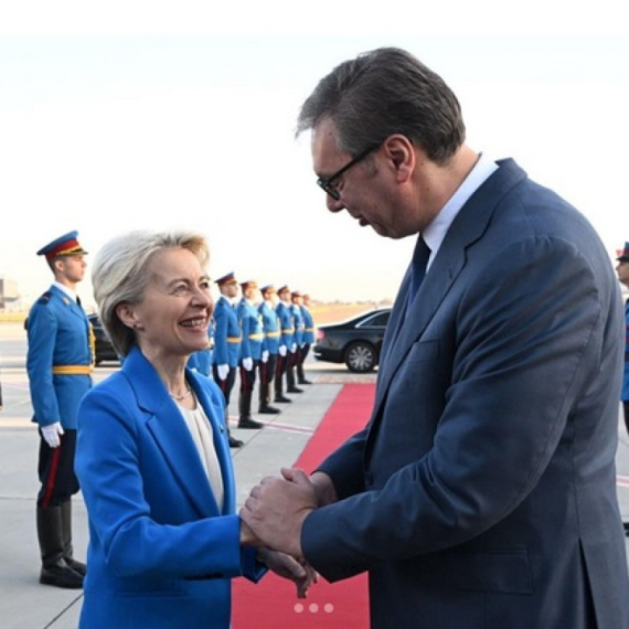 Vučić ispratio Ursulu fon der Lajen sa aerodroma "Nikola Tesla": Hvala vam na pomoći, podršci i razumevanju