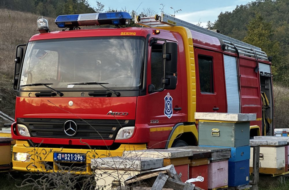 Izgoreo gradski autobus: Odmah reagovale vatrogasne ekipe