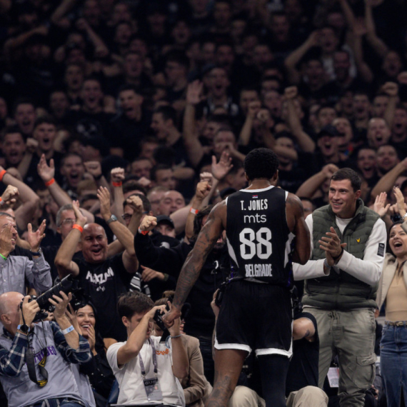 Partizan se opet oglasio – evo šta će dobiti "uskraćeni" sezonci