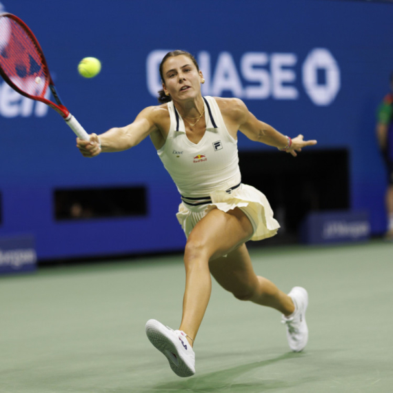 Navaro odustala od WTA Finala