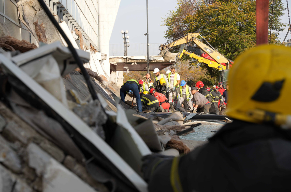 11 mrtvih u Novom Sadu: Poznati novi detalji nakon urušavanja stare nadstrešnice