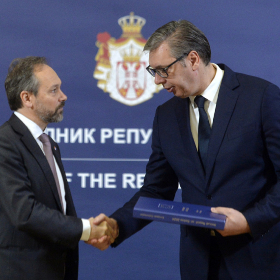 Vučić with Giaufret: Serbia is on the European path; By 2027, we'll fulfil all criteria PHOTO