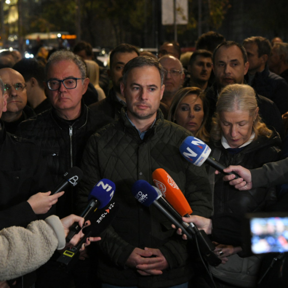 Opozicija planira da izazove nerede i demolira Novi Sad, pa da za to optuži SNS