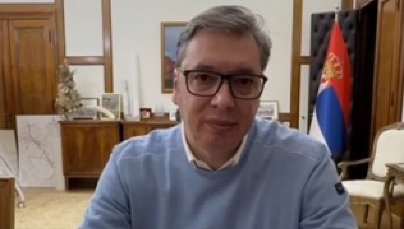 Vučić: U toku su jezivi, nasilni protesti u Novom Sadu; Srbija će kazniti počinioce krivičnih dela VIDEO