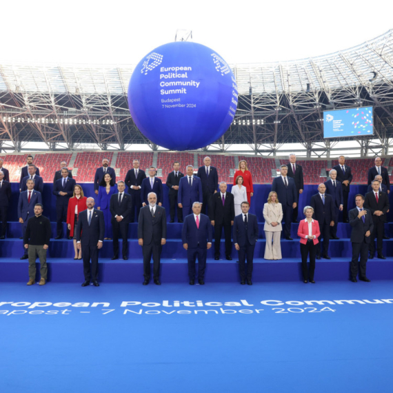 Predsednik Srbije: "Mnogi iščekuju poteze Bele kuće"; Susret s premijerkom Danske FOTO/VIDEO