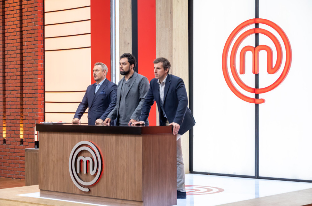 MasterChef Srbija: Takmičari kuvaju u paru, ali kao protivnici