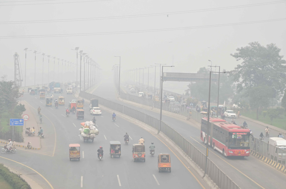 Satelitski snimci otkrili: Smog prekrio zemlju, vlasti uvode zabranu izlaska FOTO