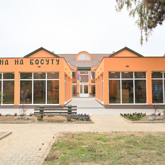 Otvorena Zavičajna arheološka zbirka "Gradina na Bosutu" FOTO