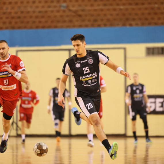 Crno-beli najubedljiviji dosad: Partizan brojao do 39 i srušio Radnički, Đorđić MVP