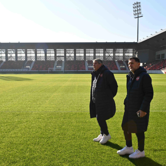 Radujko i Stojanović obišli stadion u Leskovcu –  teren u znatno boljem stanju FOTO