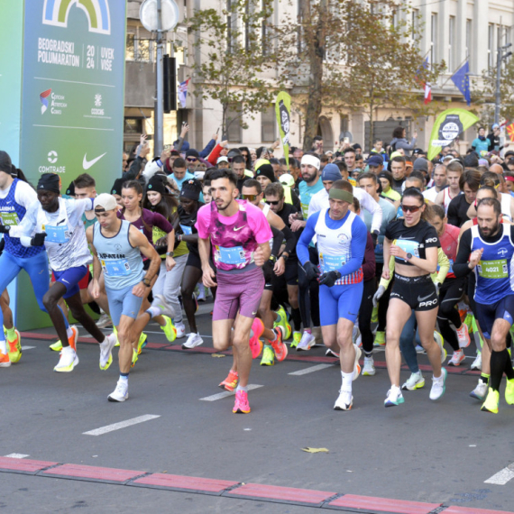 Bibić odbranio titulu na Beogradskom polumaratonu FOTO