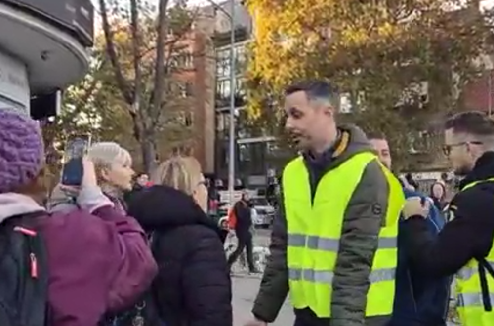 Pojavio se dokaz: Gruhonjić i njegova banda počeli da tuku žene VIDEO