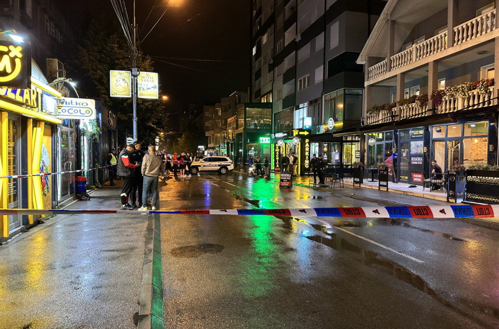 Masovna tuča u centru grada; Među povređenima i policajac FOTO