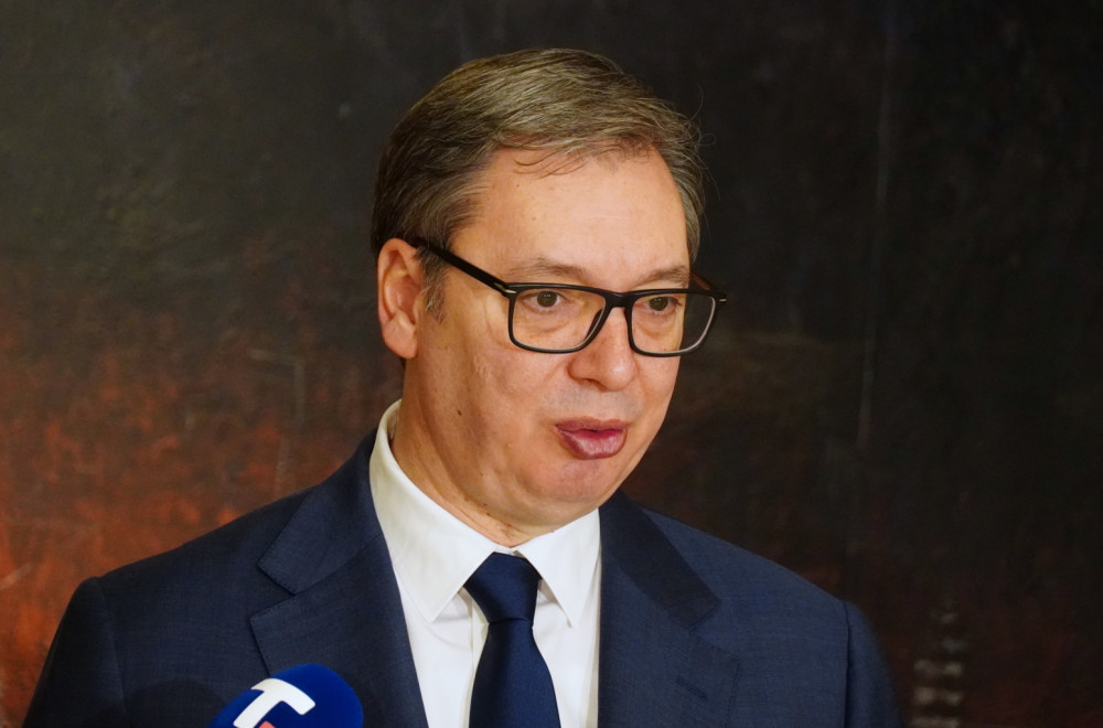 Vučić: U petak preuzimam zastavu Ekspa