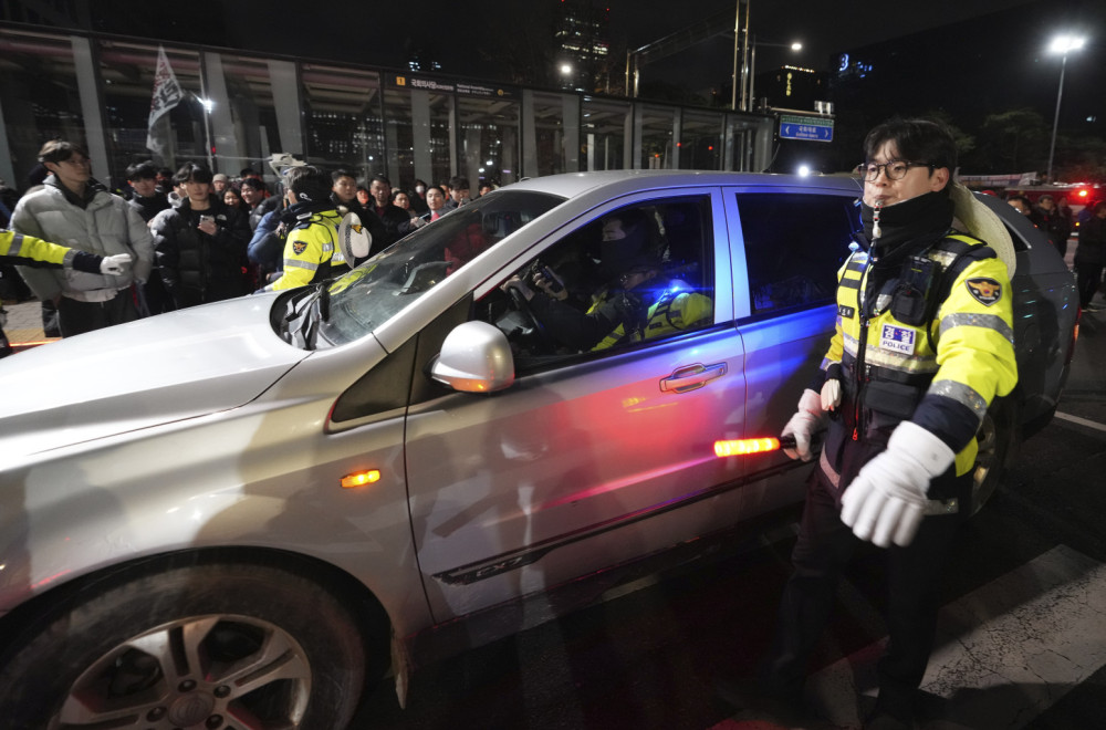 Vojska i policija na ulicama; Ratno stanje? Hitno se oglasile najveće sile FOTO/VIDEO