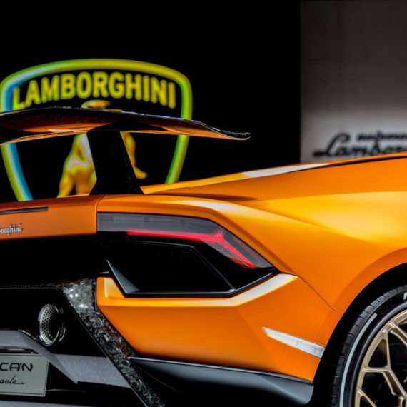 Zašto je Lamborghini ukinuo V10