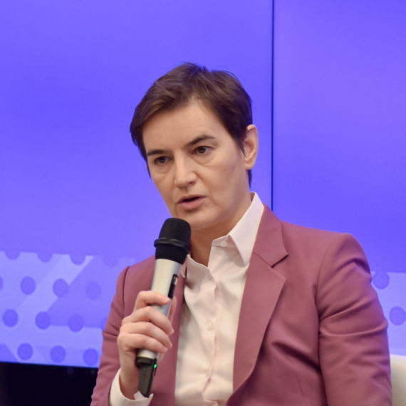 Ana Brnabić: Jedinstvo i snaga SNS-a garant uspešne Srbije FOTO