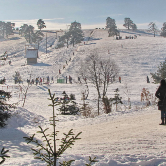 Zlatibor skoro pun za Novu godinu: Evo kako se kreću cene na najpopularnijoj planini VIDEO