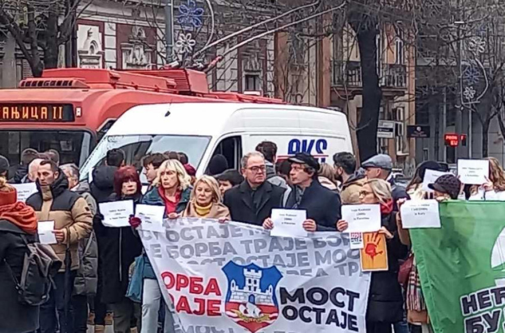 Evo ko blokira ulice na studentskim protestima: Sve student do studenta FOTO