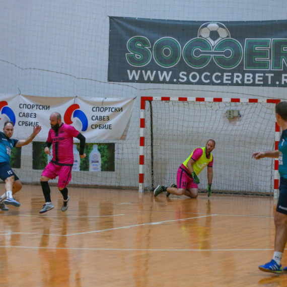 Nastavljeno takmičenje u amaterskom futsalu