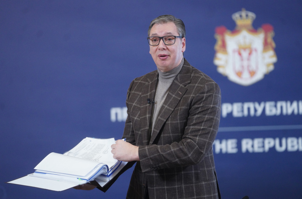 Vučić na zahtev opozicije objavio dokumentaciju, a sad im ni to ne odgovara: "Time krši zakon" VIDEO