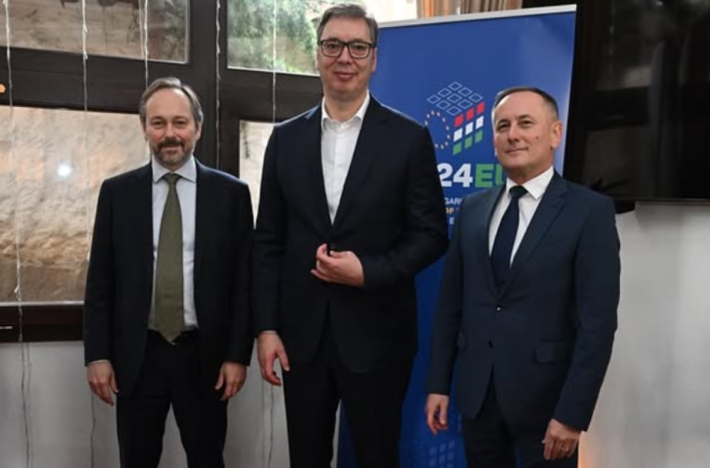 Vučić na ručku sa ambasadorima zemalja EU: Zahvalan sam Mađarskoj na podršci našoj zemlji na EU putu FOTO