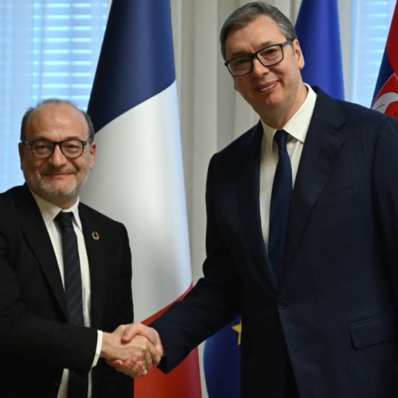 Vučić sa Remijem Riuom: Srbija zainteresovana za još snažniju saradnju sa Francuskom FOTO