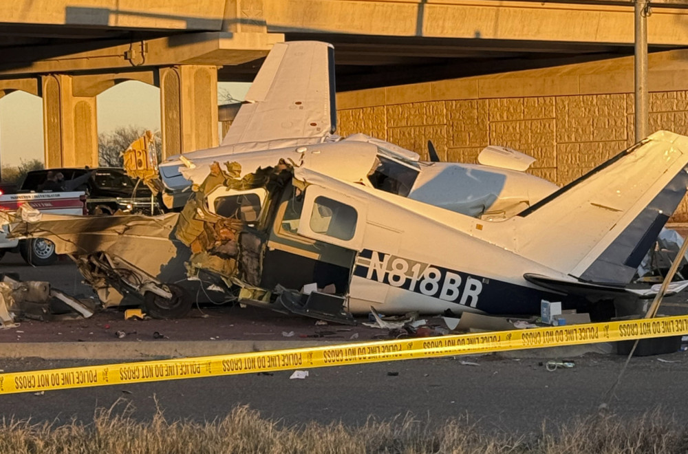 Dramatične reči pilota: Uh, izgubili smo kontrolu; A onda je avion udario u zgradu FOTO/VIDEO