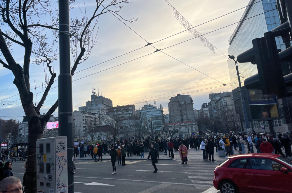 Pored svih ispunjenih zahteva – grupa studenata organizovala blokade; Blokirali deo Beograda FOTO/VIDEO