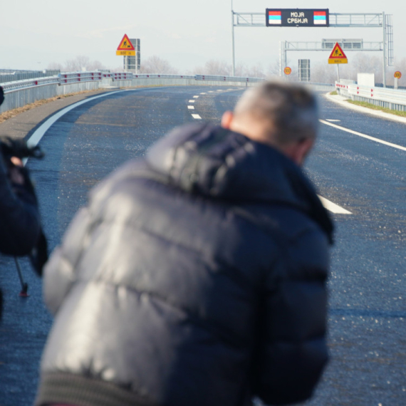 Brnabić: U istoriji će ostati zapisano da je u vreme Vučića izgrađen autoput do Čačka, i do Kruševca...