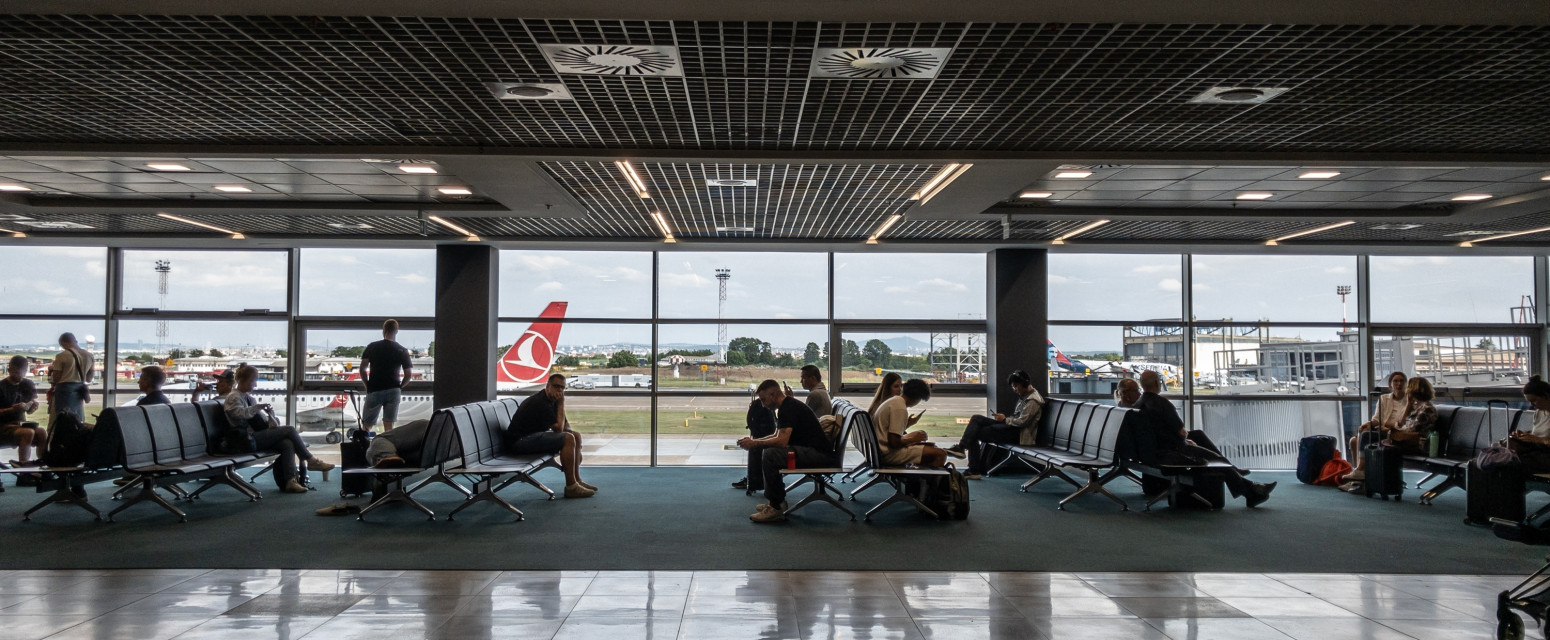 Pojedinačna odstupanja od reda letenja na beogradskom aerodromu