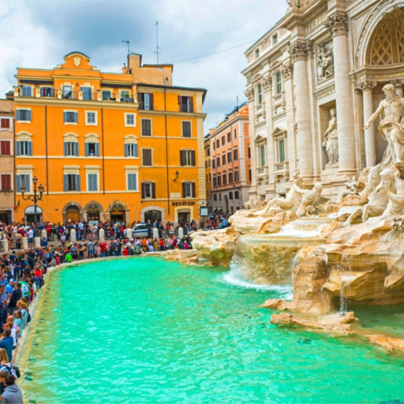 Ponovo otvorena Fontana di Trevi