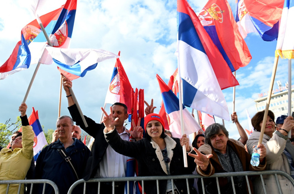 Udruženje Srba iz Čikaga ima 9 pitanja za opoziciju; "Ne dozvolite zverinju svetskom i domaćem..."