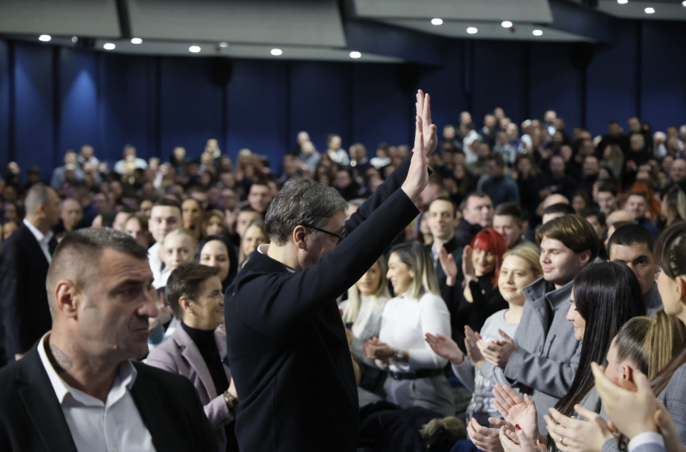 Festival mladosti; Vučić: Budućnost, a ne prošlost i ne samo za mlade FOTO