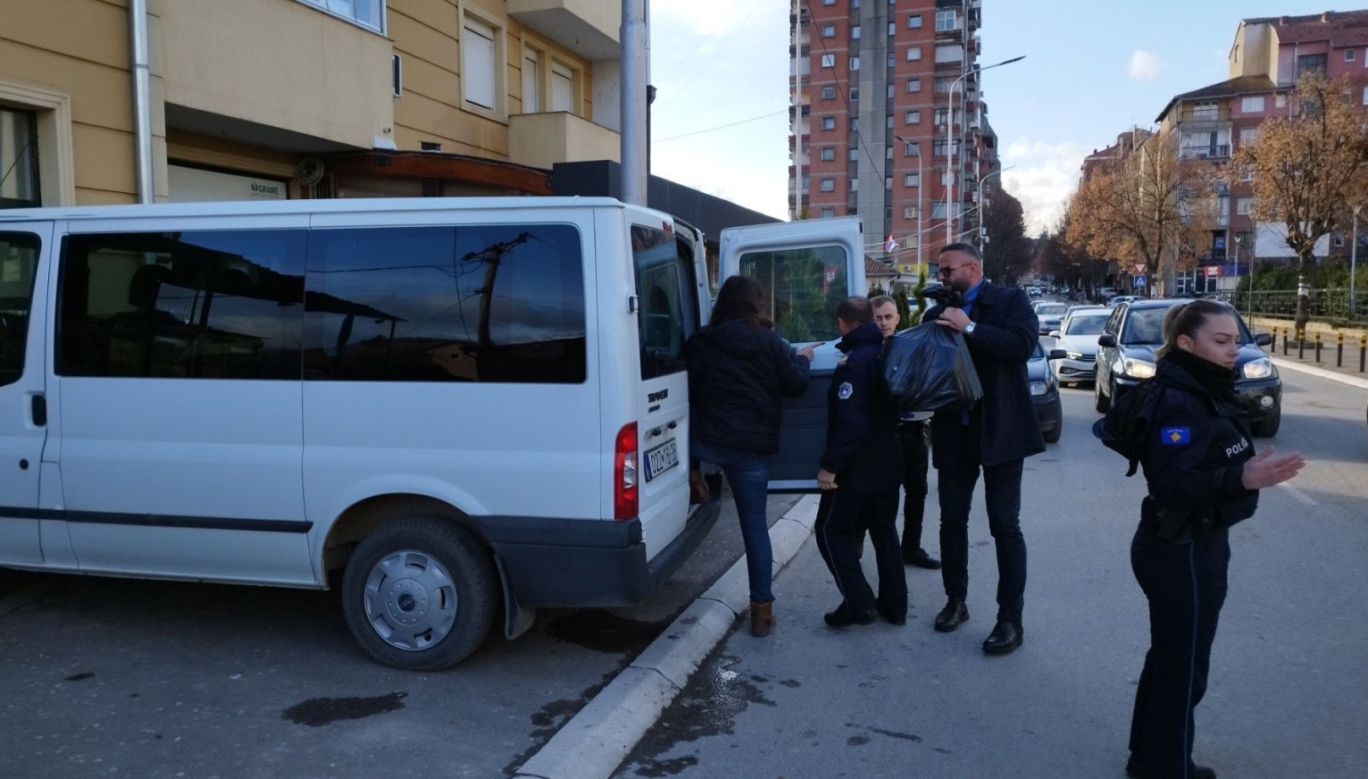 Tzv. kosovska policija upala u srpske kancelarije; Hitno se oglasila Srpska lista: Teror FOTO