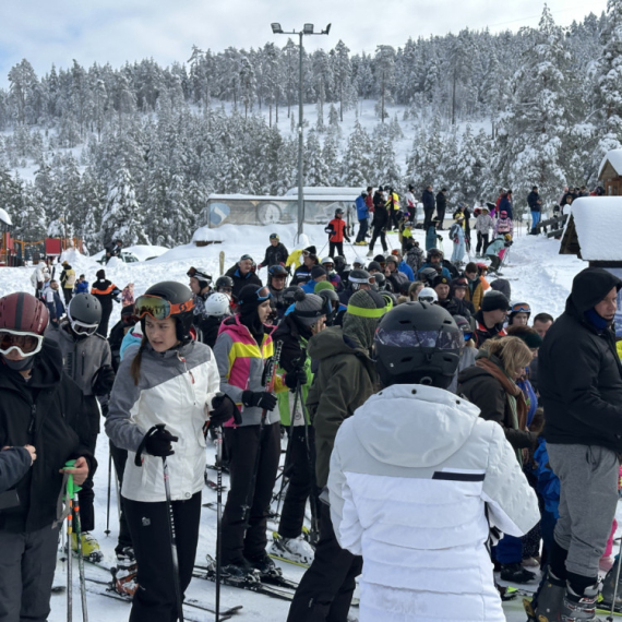 Srpska planina krcata: "Izuzetno je teško pronaći smeštaj u ovim trenucima" VIDEO