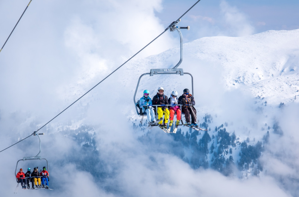 Da li je ovo zaista najjeftinije skijalište u Evropi? Evo koliko košta ski pas u Banskom FOTO