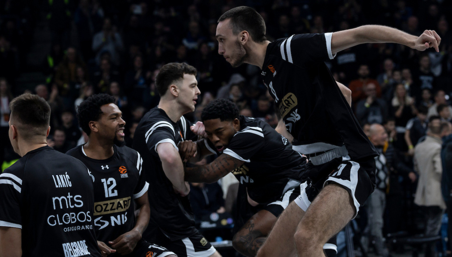 Partizan sa ovim timom napada Fener – gori Arena