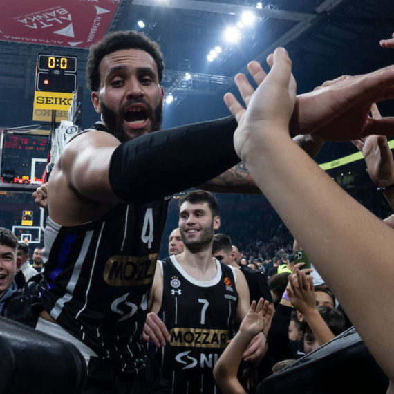 Vašington preslišao Fener, Partizan prekinuo crni niz; Šarunasov asistent nasmejao sve