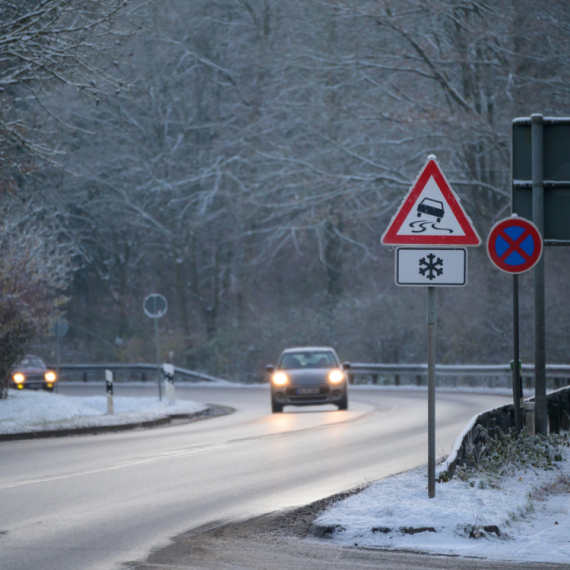 Upaljen meteoalarm za celu Srbiju: Očekuju se opasne pojave