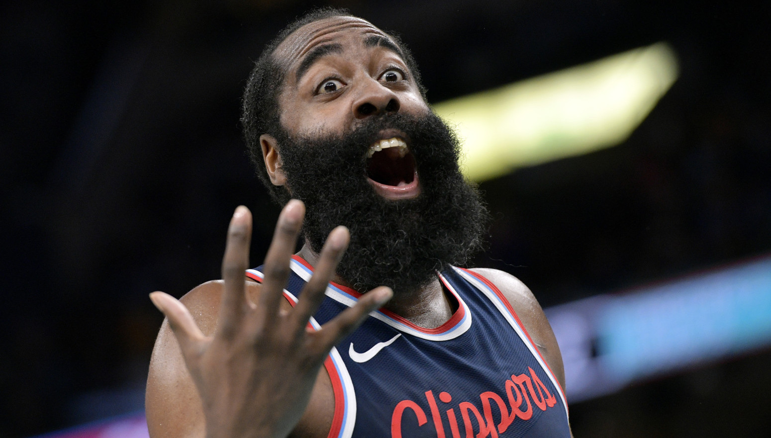 Harden ismejao rivala zbog simuliranja VIDEO