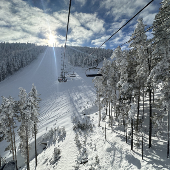 Ski-sezona u Srbiji obećava: Kopaonik, Tornik i Stara planina već puni skijaša FOTO