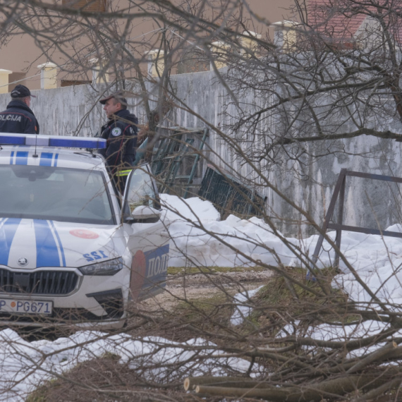 Ubicu sa Cetinja opkolilo 100 policajaca; Hitno se oglasio MUP, objavljen snimak VIDEO