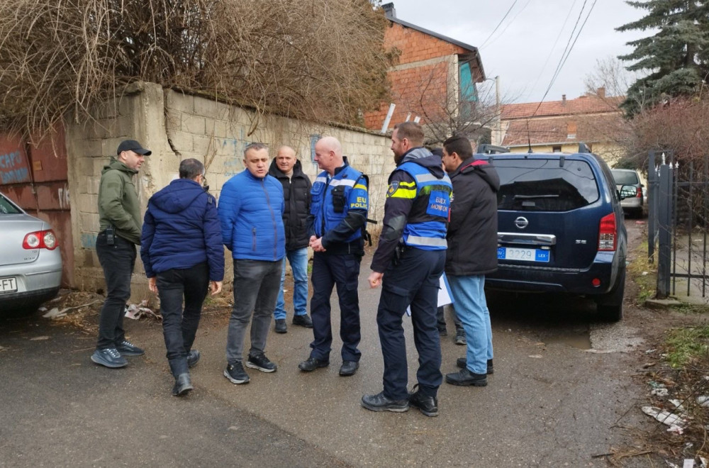 Srpska lista se sastaje sa radnicima Poreske uprave: Kurti nas neće  sprečiti da pomognemo našem narodu FOTO