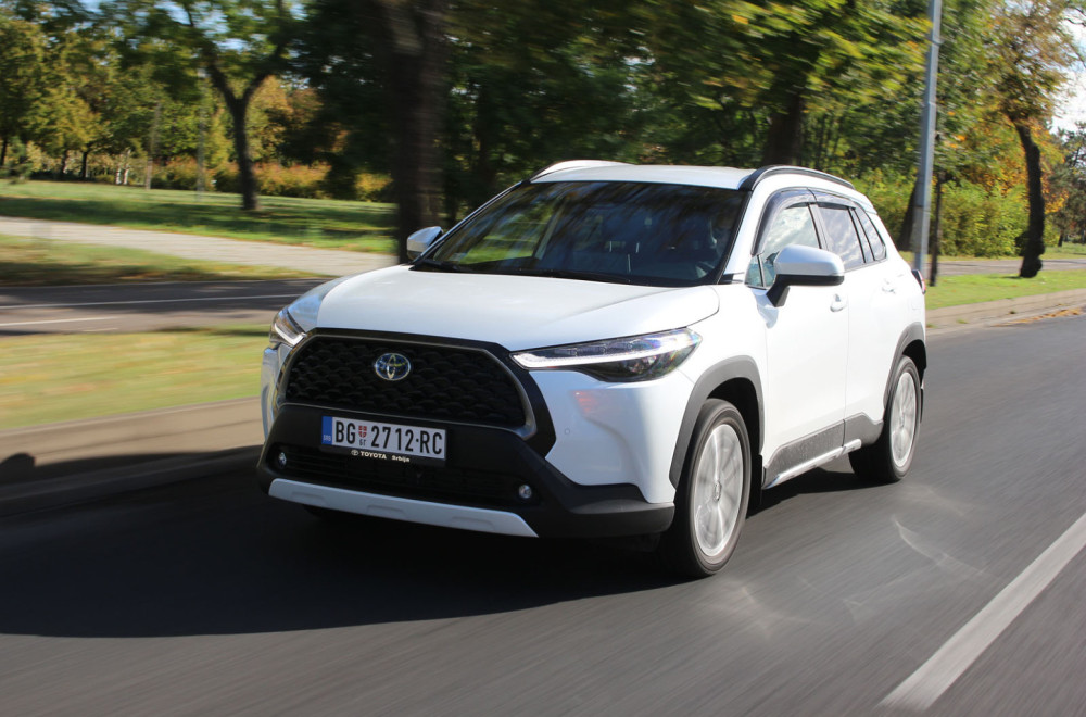 Test: Toyota Corolla Cross 1.8 Hybrid – prijatelj budžeta