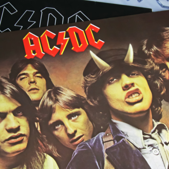 Bura zbog kuće u kojoj je osnovan kultni bend AC/DC FOTO/VIDEO