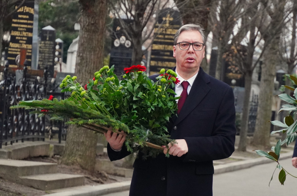 Vučić na opelu reditelju Miloradu Milinkoviću