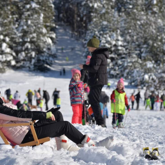 Povoljno srpsko skijalište za koje će se tek čuti: Staze odlične, školica za decu besplatna FOTO