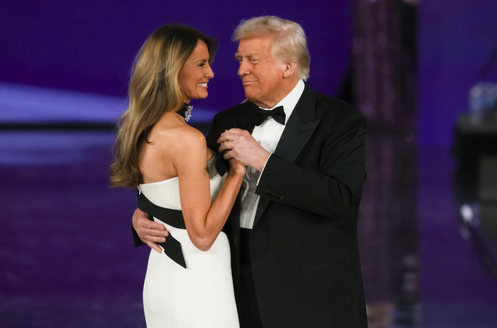 Pobednički ples Melanije i Donalda Trampa - u fotografijama